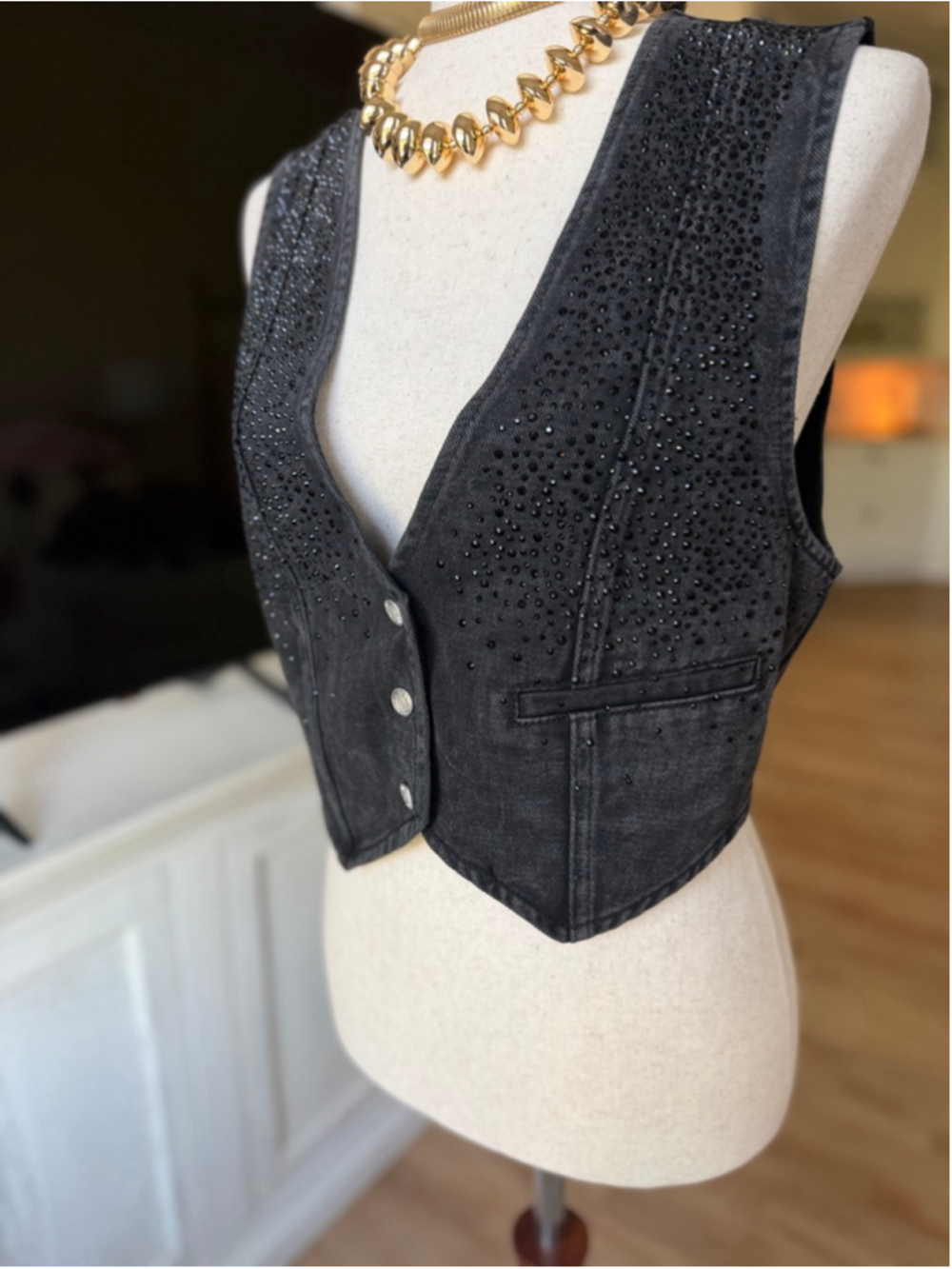 Women's SIGNATURE8 Black Embellished Denim Vest M NWT - Picture 2 of 5